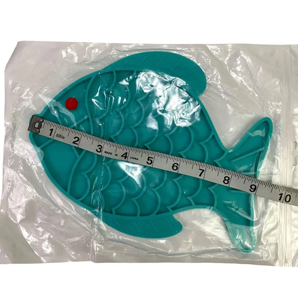 Cat Slow Feeder Dish or Lickable Treat May Enrichment Toy Fish Shape Lot of 2